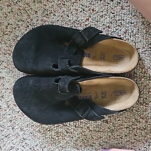 Birkenstock Boston clogs